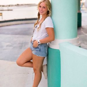 Meet your Posher, Taylor